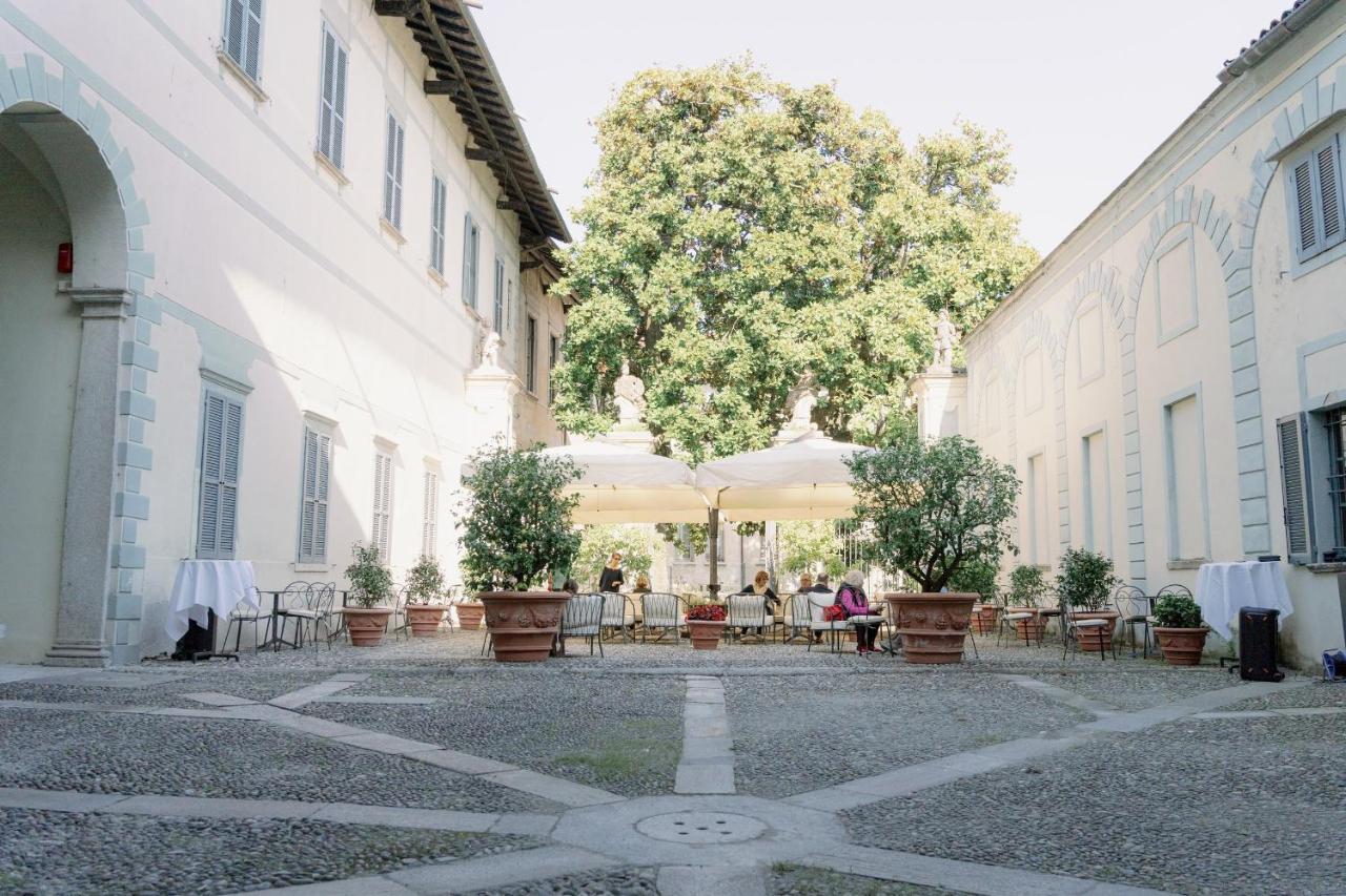 Caffe Delle Rose Les Chambres Verbania Zewnętrze zdjęcie