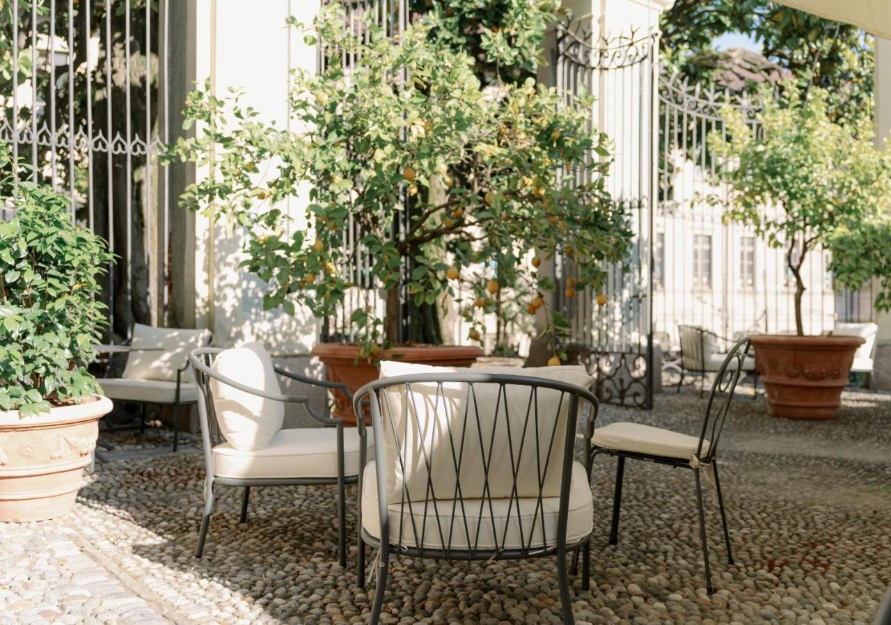 Caffe Delle Rose Les Chambres Verbania Zewnętrze zdjęcie